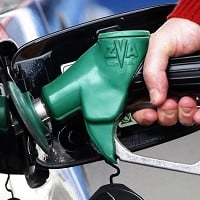 UK passion for cars is cooling
